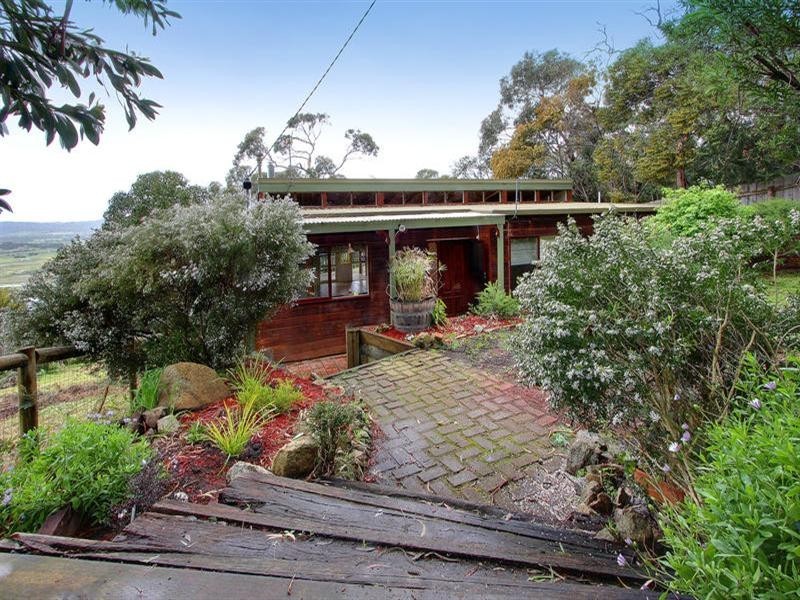 90 Ellerina Road, Mount Martha VIC 3934