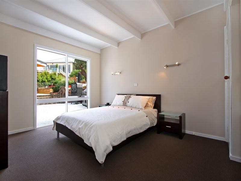 270 Esplanade, Mount Martha VIC 3934