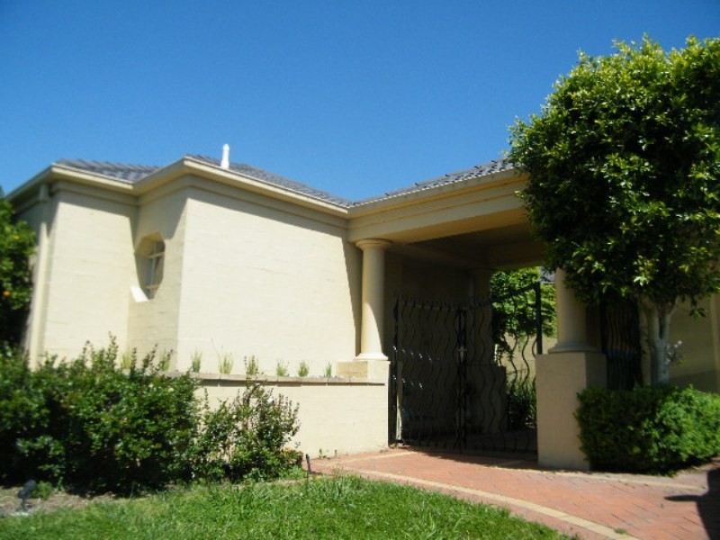 3 Samantha Drive, Mornington VIC 3931