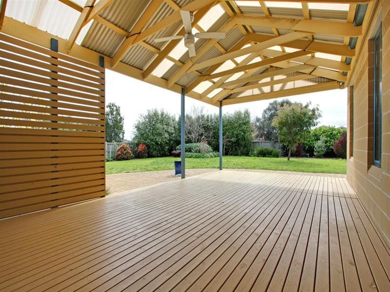 18 Morning Mist Court, Mornington VIC 3931