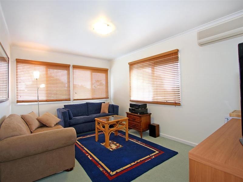 1/20 Kent Street, Mornington VIC 3931