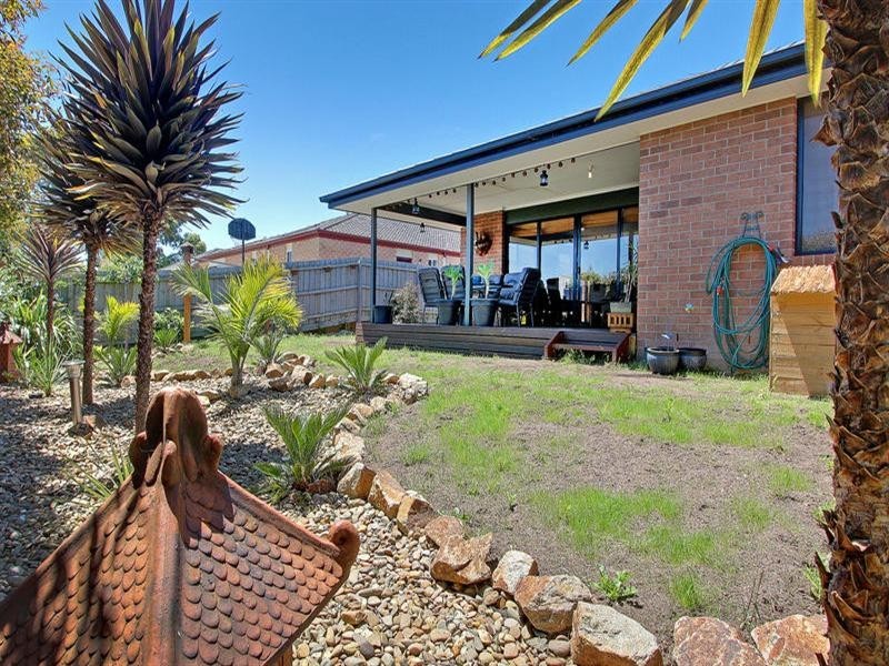 6 Mulberry Drive, Mount Martha VIC 3934