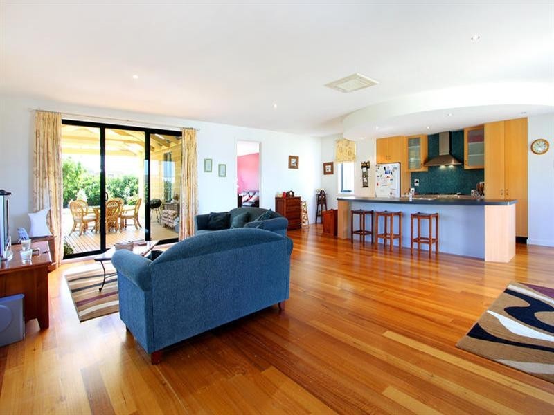 18 Morning Mist Court, Mornington VIC 3931