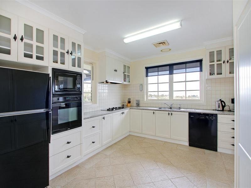 54 Dorset Road, Mount Martha VIC 3934