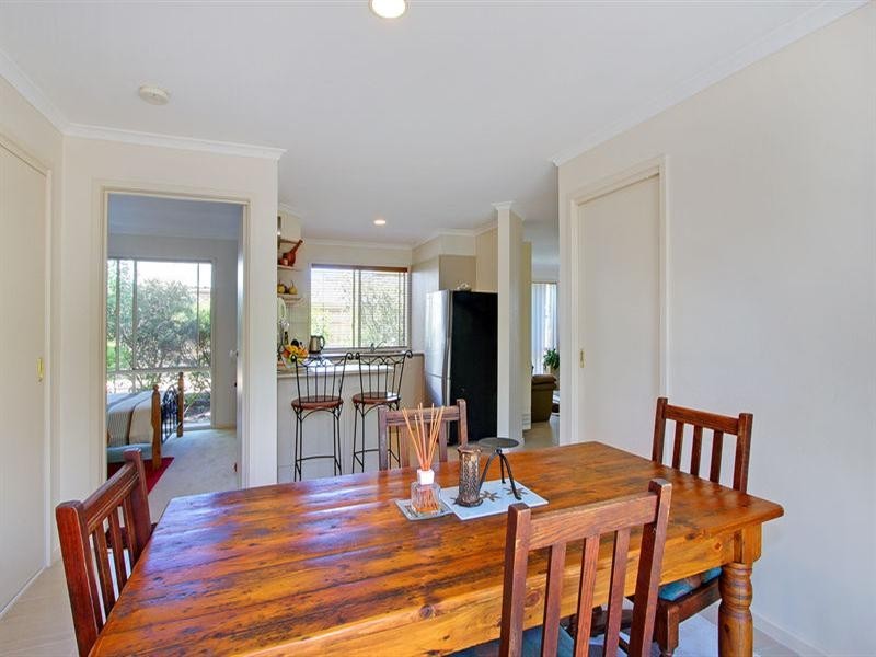 2/17 Naples Street, Mornington VIC 3931