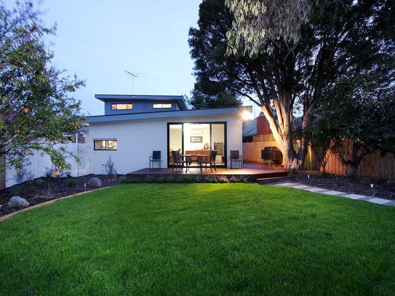 20 Surrey Street, Mornington VIC 3931