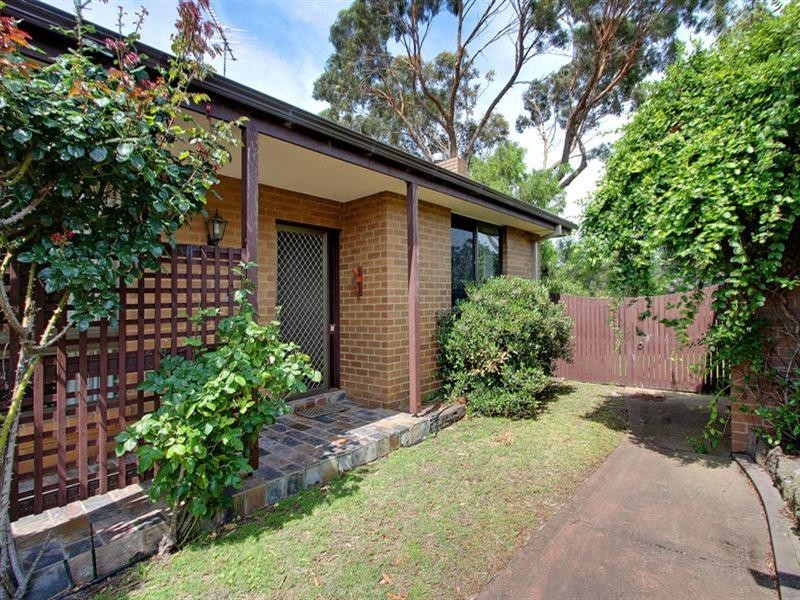 4/94 Beleura Hill Road, Mornington VIC 3931