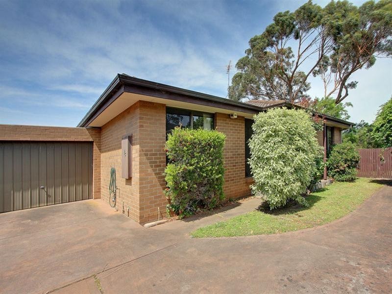 4/94 Beleura Hill Road, Mornington VIC 3931