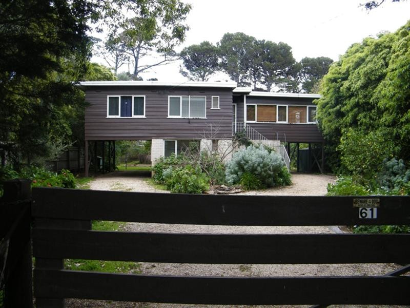 61 Rosserdale Crescent, Mount Eliza VIC 3930