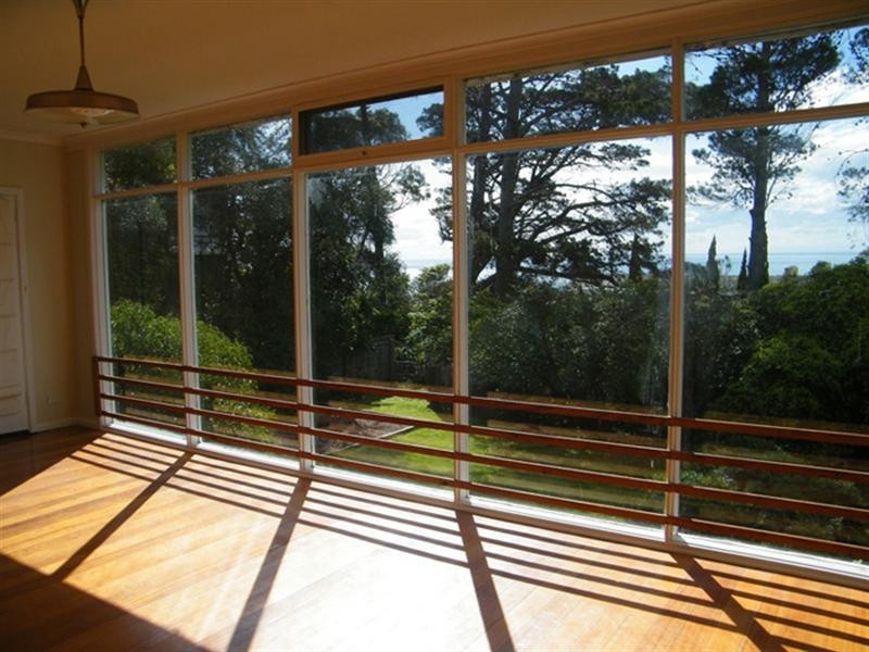 61 Rosserdale Crescent, Mount Eliza VIC 3930