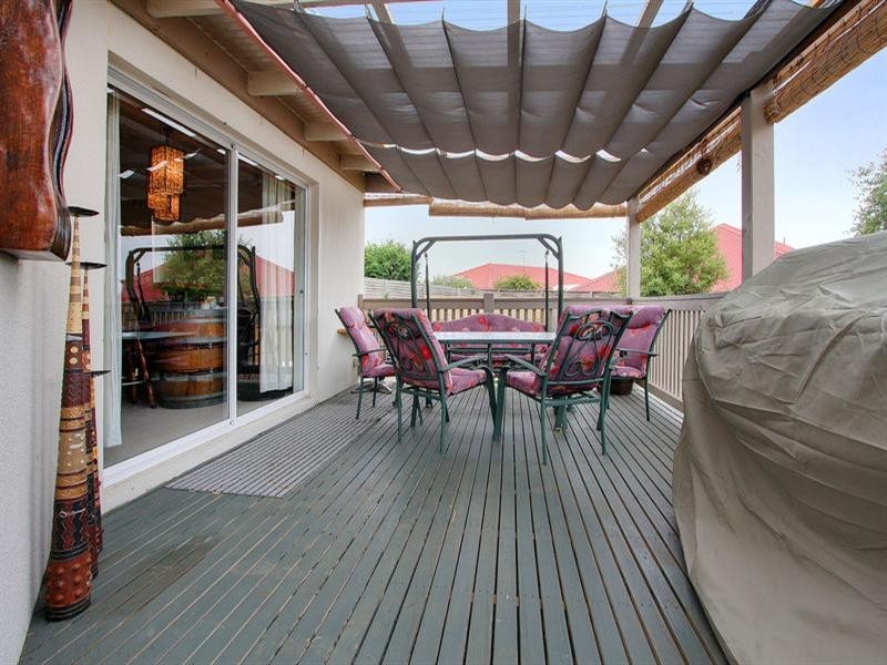 17 Port Phillip Drive, Mornington VIC 3931