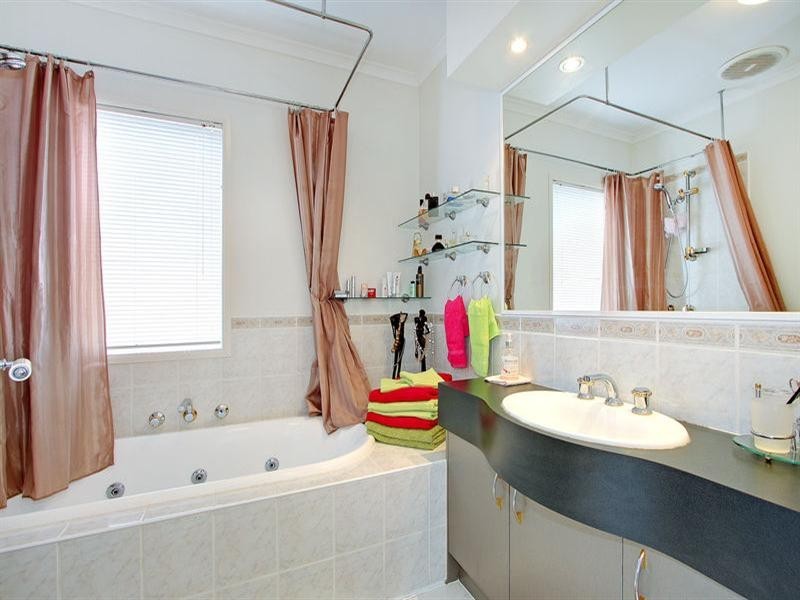 17 Port Phillip Drive, Mornington VIC 3931