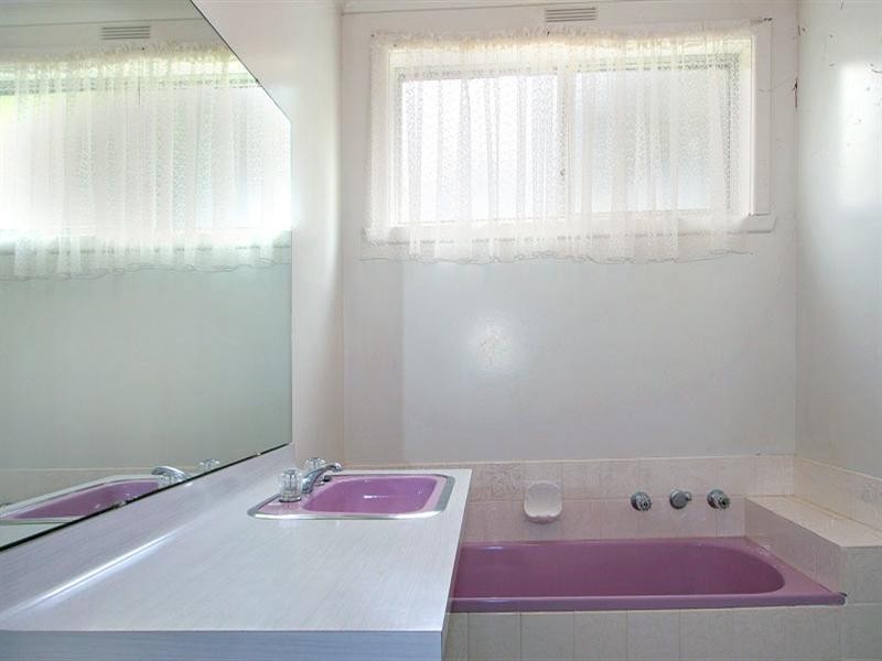 99 Bellbird Road, Mount Eliza VIC 3930