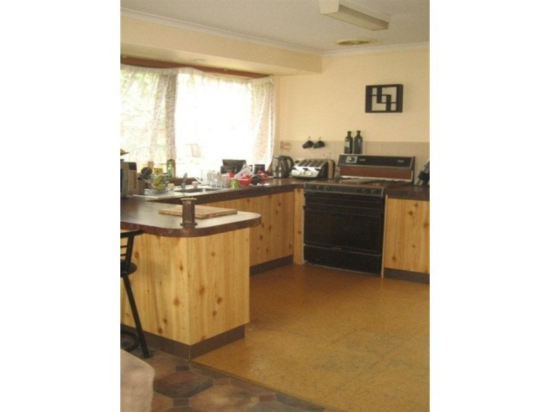 6 Elanora Court, Mornington VIC 3931