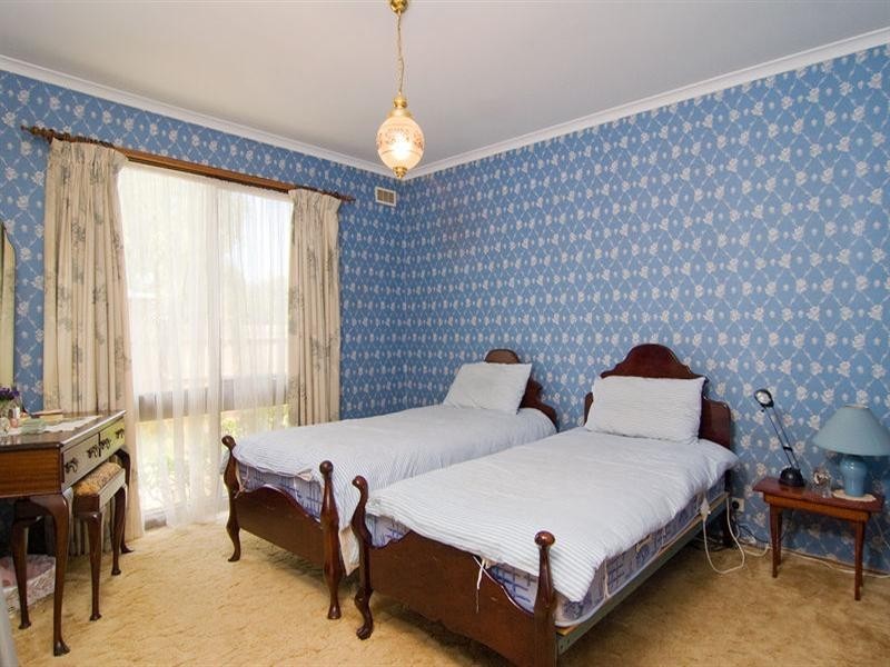 31 Yarrabin Drive, Mount Martha VIC 3934