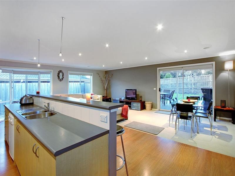 7 Jenner Close, Mornington VIC 3931