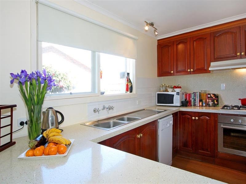 2/36-40 Tanti Avenue, Mornington VIC 3931