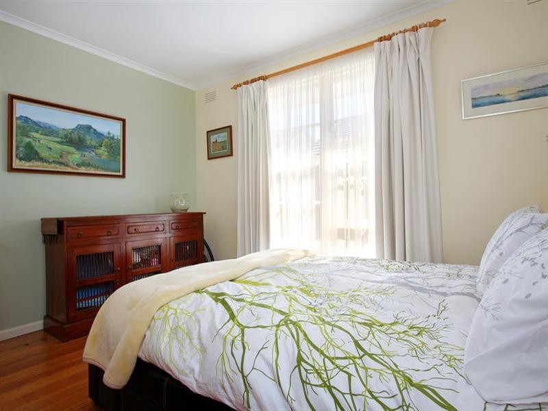 2/36-40 Tanti Avenue, Mornington VIC 3931