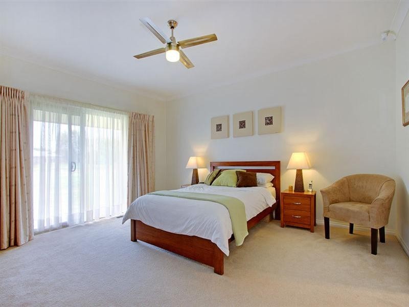 9 Bailey Place, Mornington VIC 3931