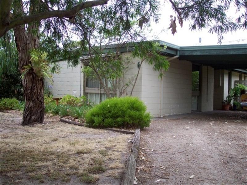 6 Nirringa Court, Mount Martha VIC 3934