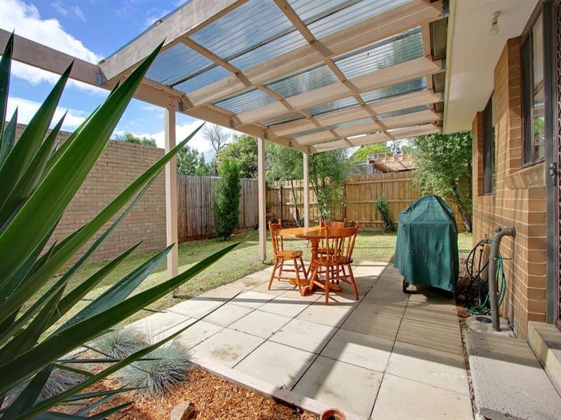 3/4 Carnoustie Grove, Mornington VIC 3931