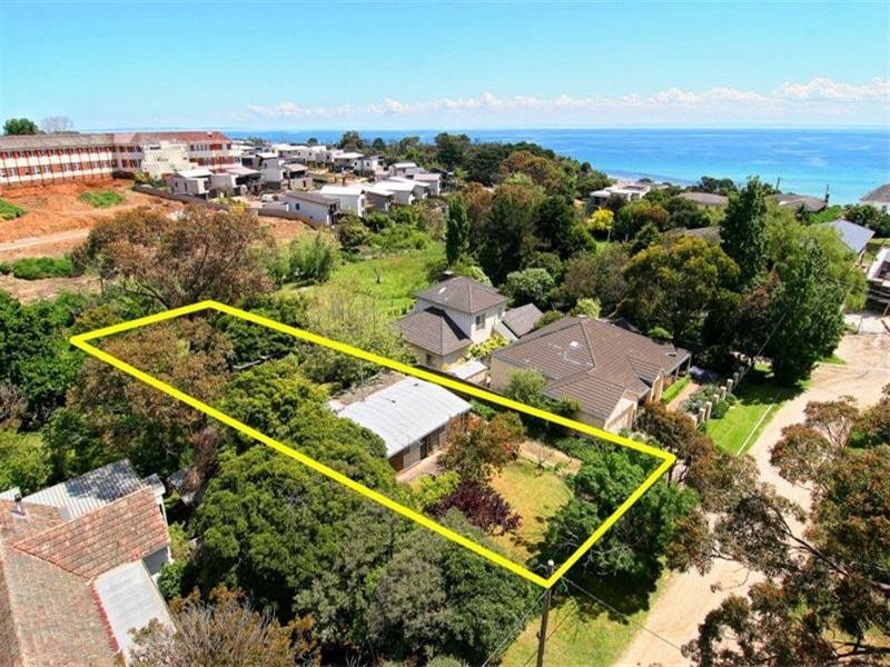 3 Marchington Avenue, Mornington VIC 3931