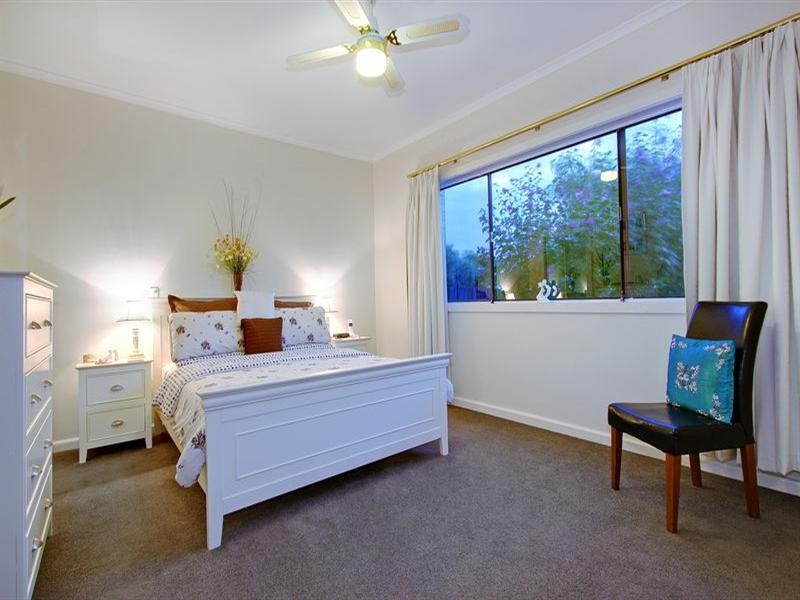 21 Neptune Street, Mornington VIC 3931