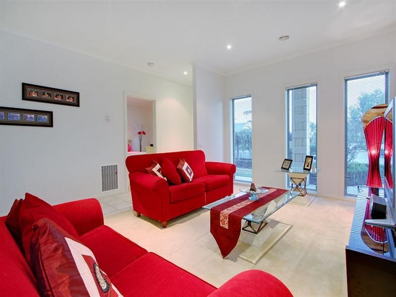 8 Sweetlands Court, Mount Martha VIC 3934