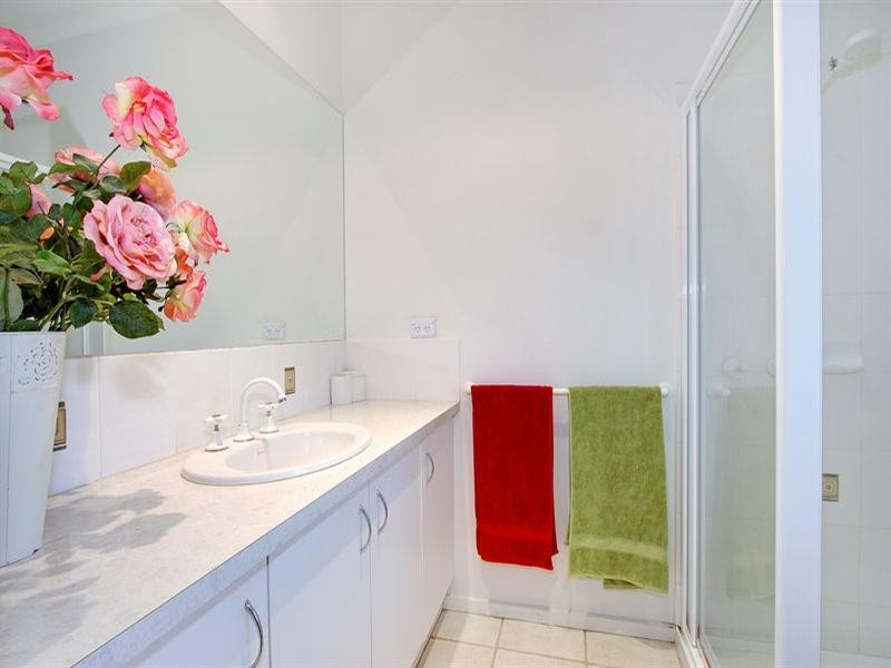 8 Sweetlands Court, Mount Martha VIC 3934