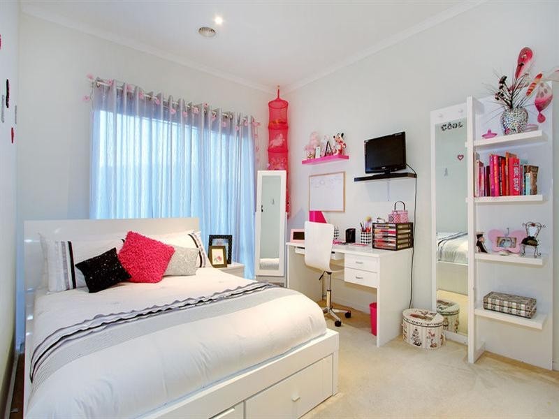 8 Sweetlands Court, Mount Martha VIC 3934