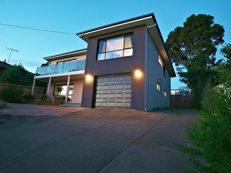 13 Dorset Road, Mount Martha VIC 3934