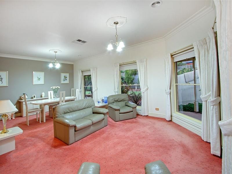 79 Summerfield Drive, Mornington VIC 3931