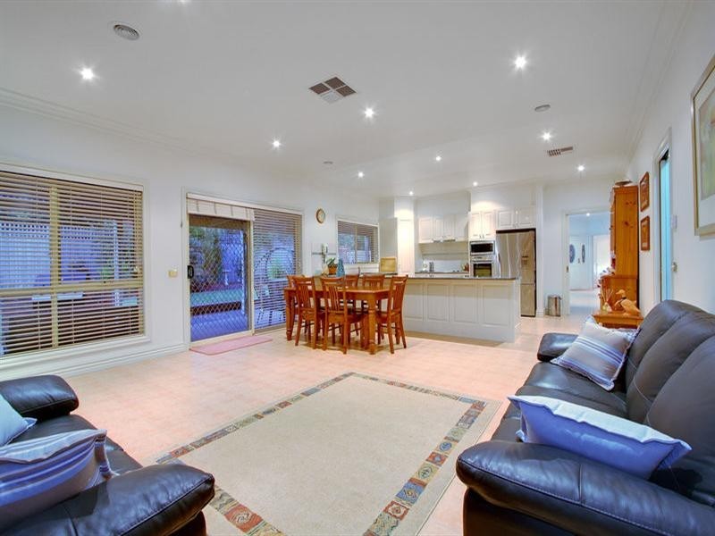 79 Summerfield Drive, Mornington VIC 3931