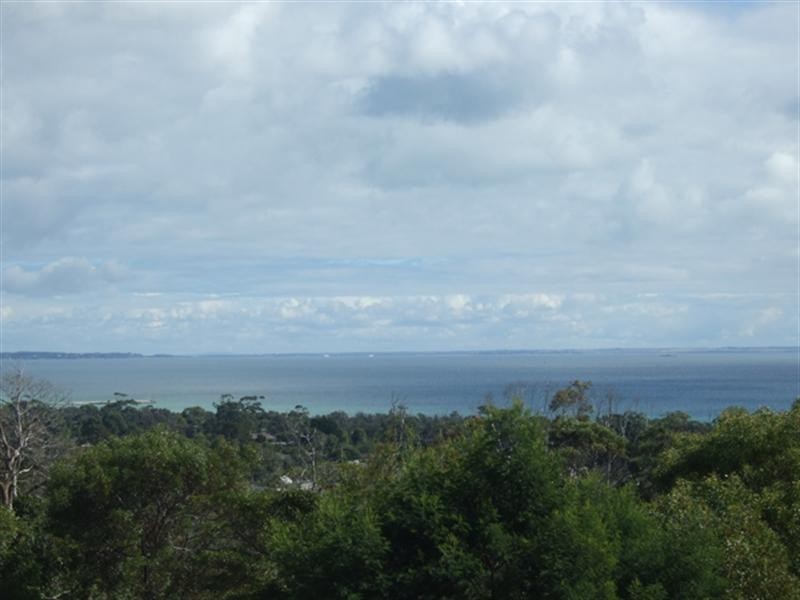 121 Bayview Road, Mccrae VIC 3938