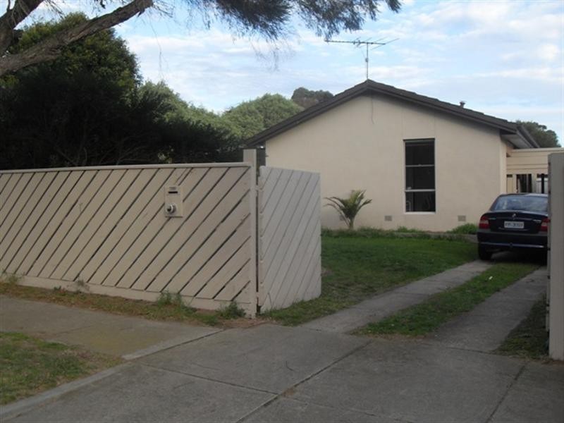 21 Gilga Street, Mornington VIC 3931