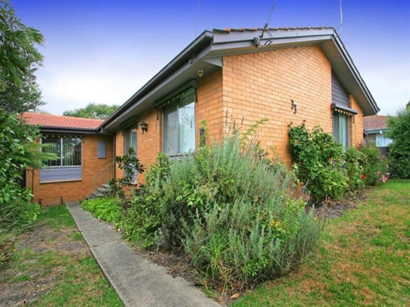 33 Richardson Drive, Mornington VIC 3931