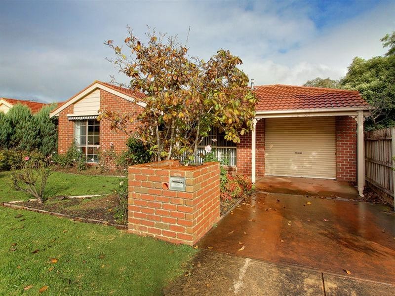 2/33 Hakea Drive, Mount Martha VIC 3934