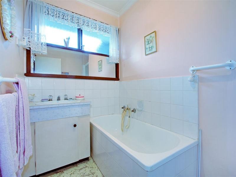 1/2 Hunter Street, Mornington VIC 3931