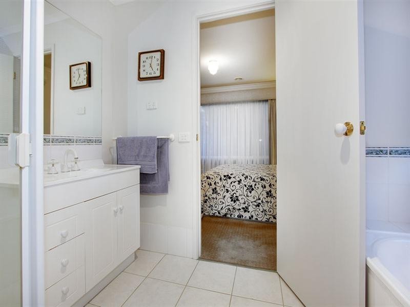 303 Dunns Road, Mornington VIC 3931