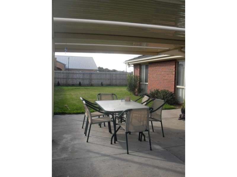 7 Henrietta Place, Mount Martha VIC 3934