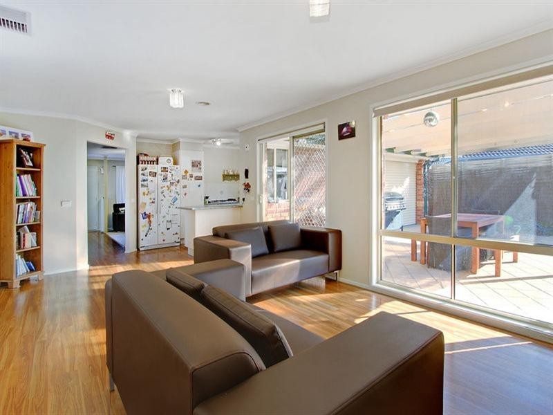 6 Larkin Close, Mount Martha VIC 3934