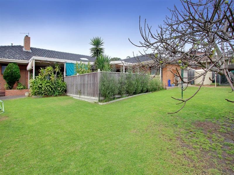 11 Corio Avenue, Frankston VIC 3199