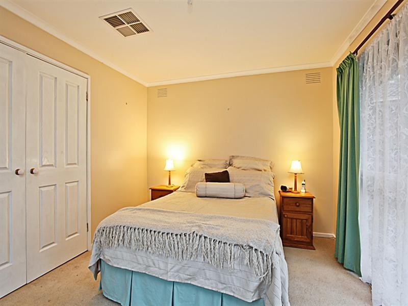 7 Linnet Court, Mornington VIC 3931