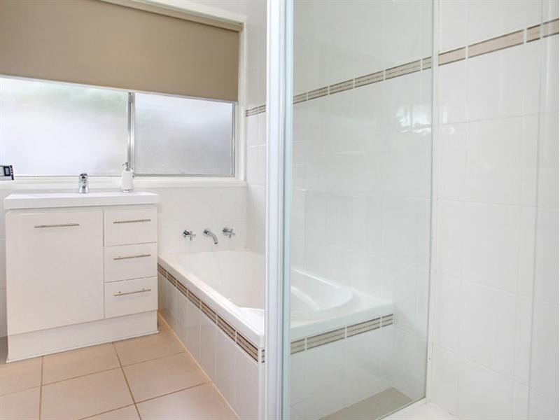 5 Berry Close, Mornington VIC 3931