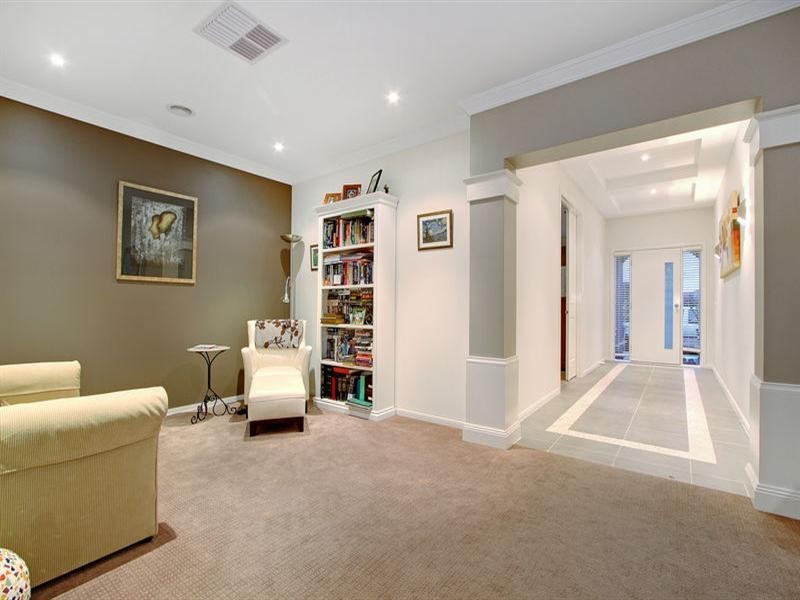 6 Ben Drive, Mornington VIC 3931