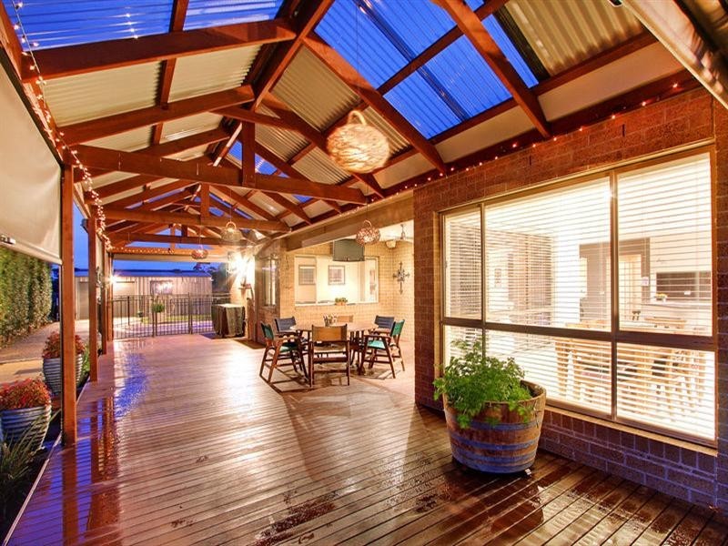 6 Ben Drive, Mornington VIC 3931