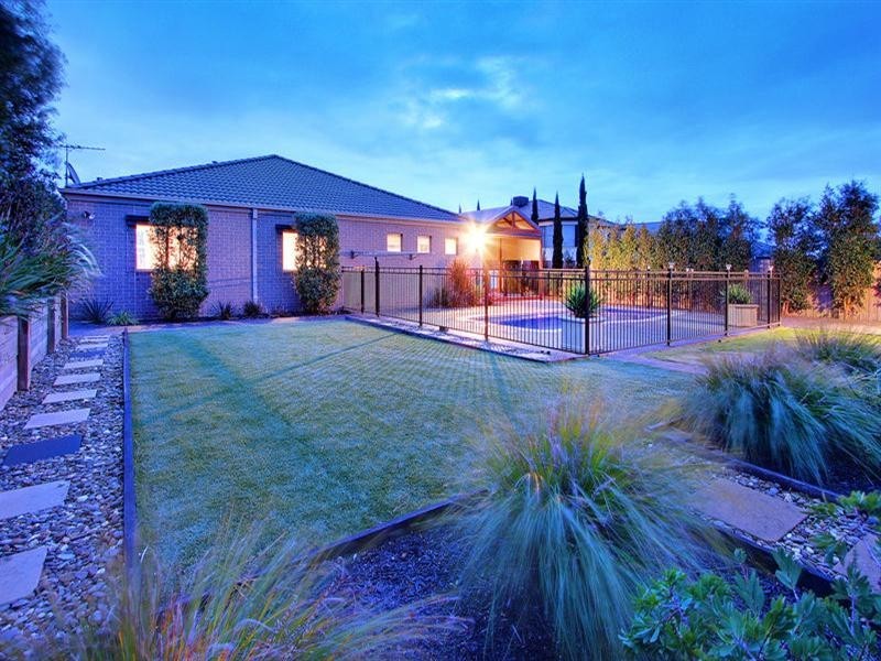 6 Ben Drive, Mornington VIC 3931