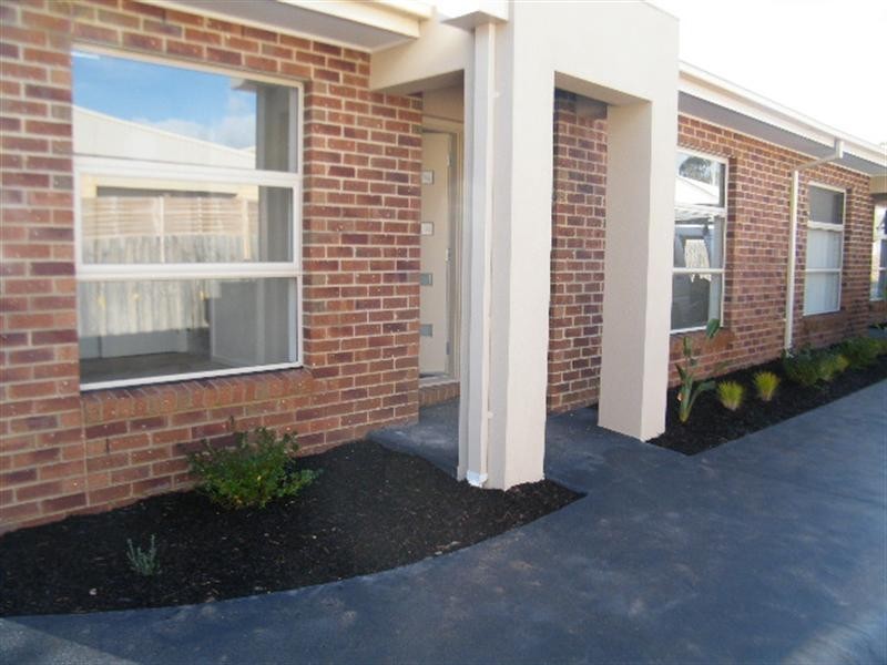 3/11 Wood Street, Mornington VIC 3931