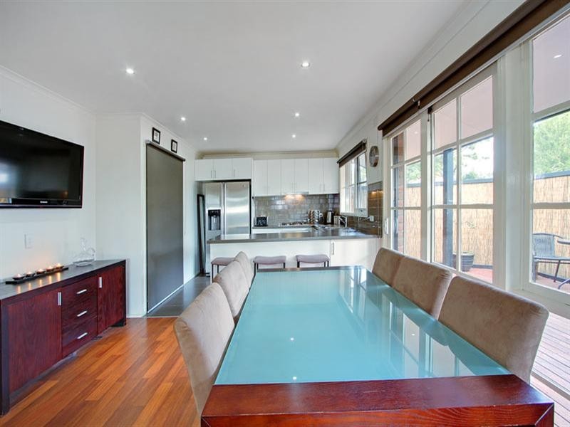 1/2 Oakland Street, Mornington VIC 3931