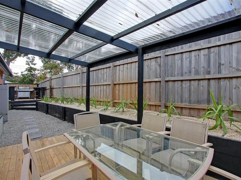 1/2 Oakland Street, Mornington VIC 3931